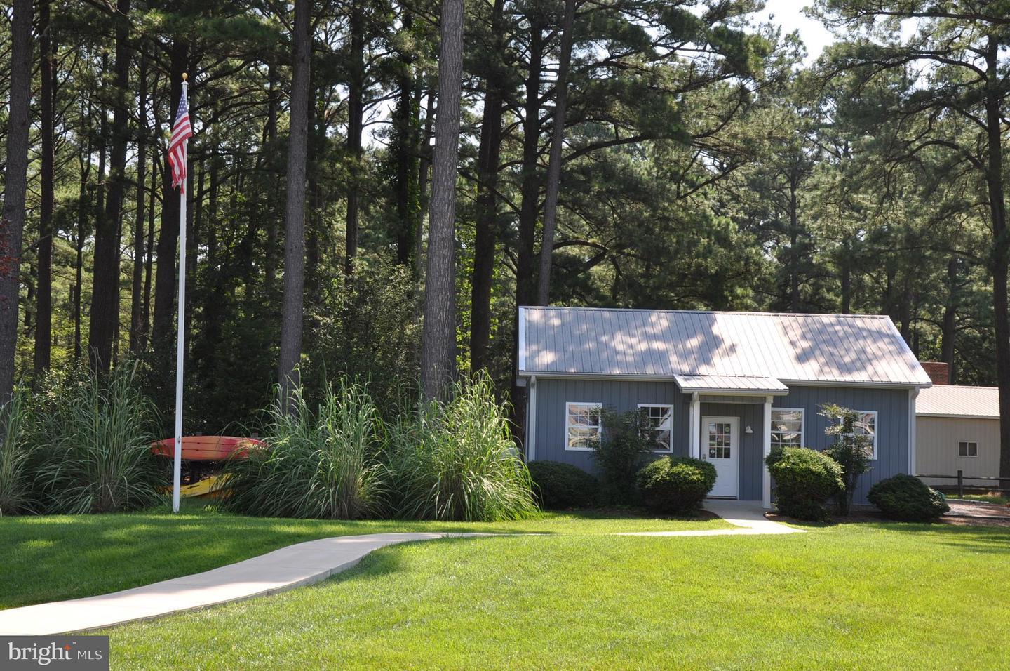 Property Photo: 3113 Bay View Drive MD 21622