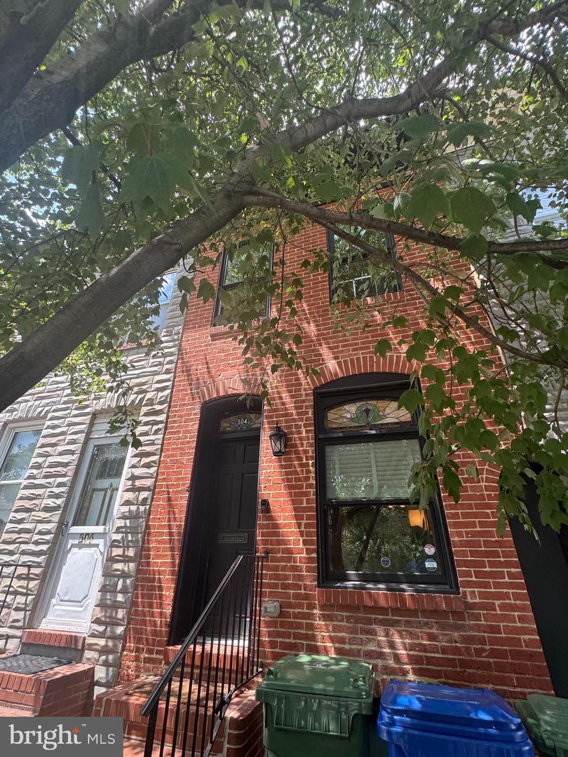 504 S Milton Avenue  Baltimore MD 21224 photo