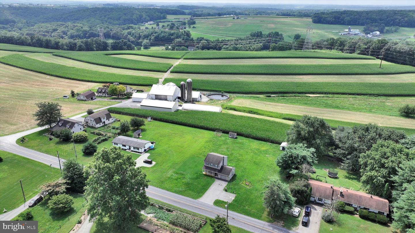 Property Photo:  977 Dry Wells Road  PA 17566 