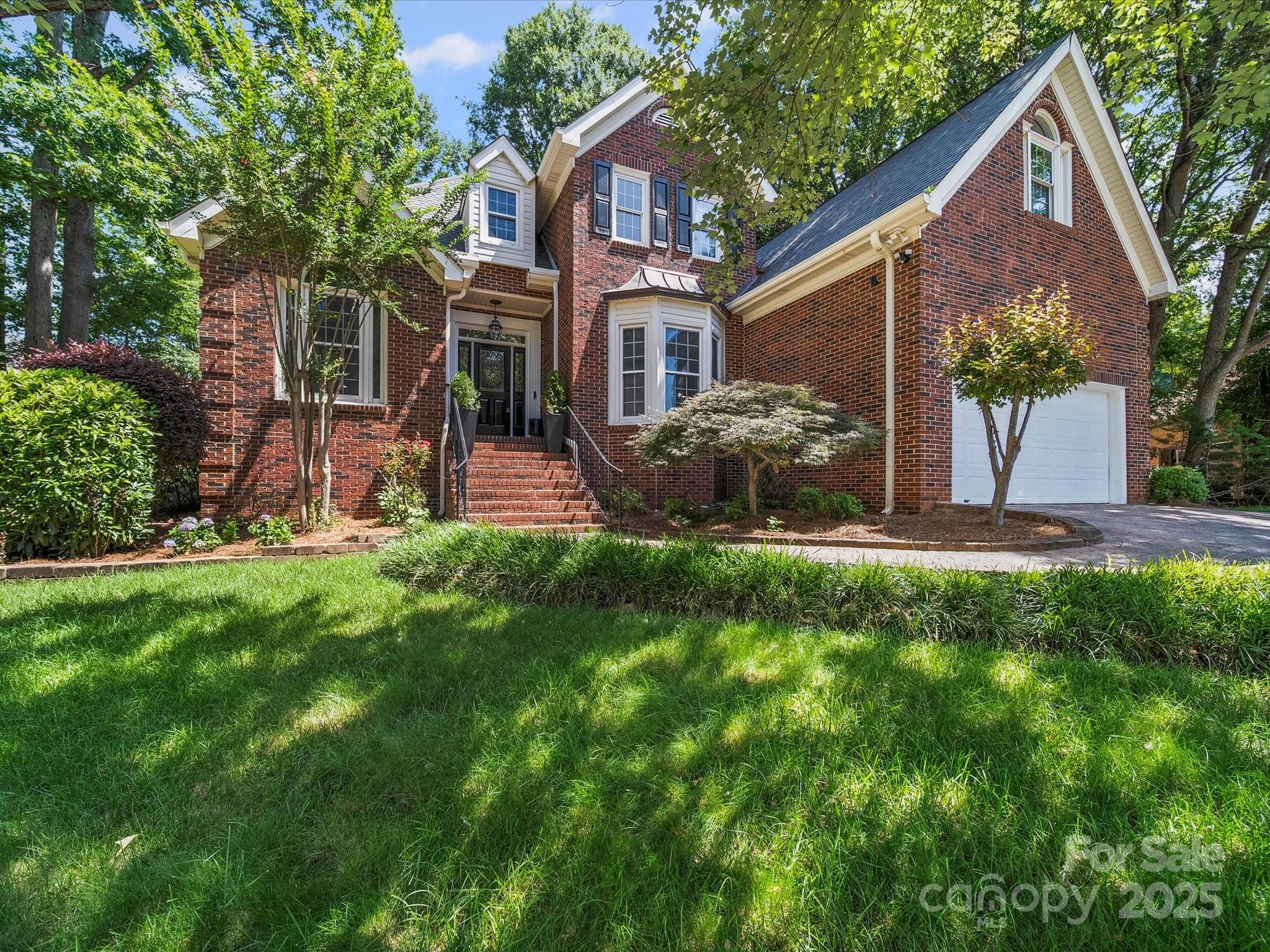 Property Photo: 210 Wessex Way SC 29708
