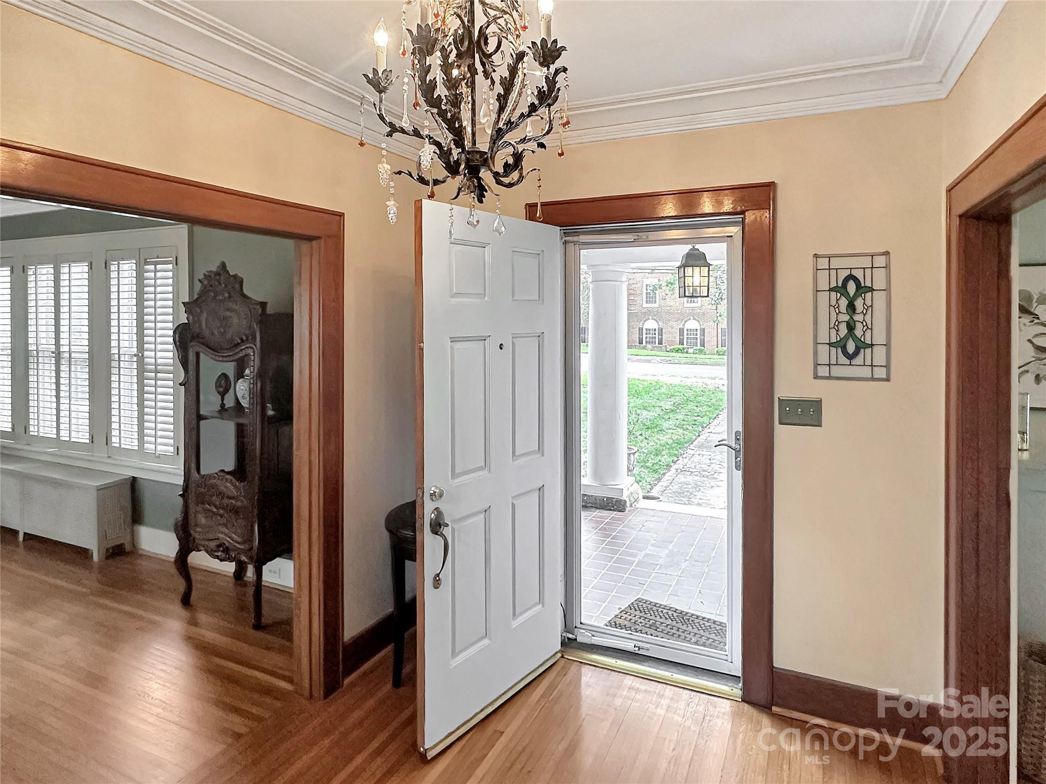 Property Photo: 436 3rd Avenue NW NC 28601