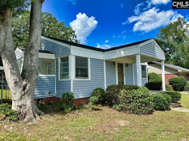 Property Photo:  3925 Persimmon  SC 29205 