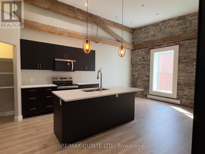 Property Photo: 330 Victoria Street 6 ON K0K 3J0