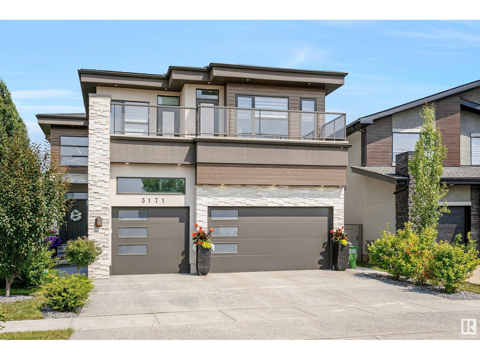 Property Photo:  3171 Cameron Heights Wy NW  AB T6M 0S5 