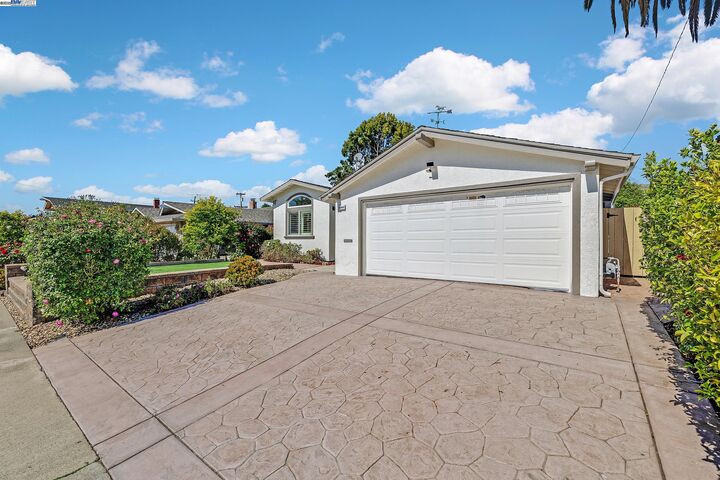 Property Photo: 44840 Camellia Dr CA 94539
