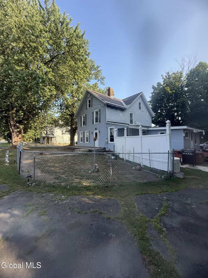 Property Photo:  725 Snyders Corners Road  NY 12140