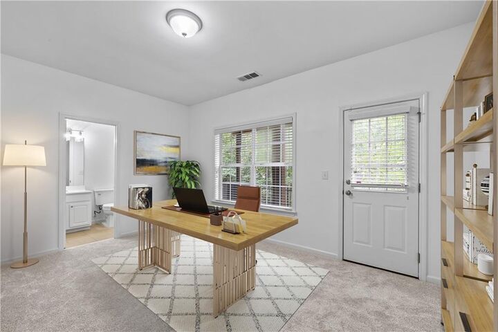 Property Photo: 7915 Kiverton Place GA 30350