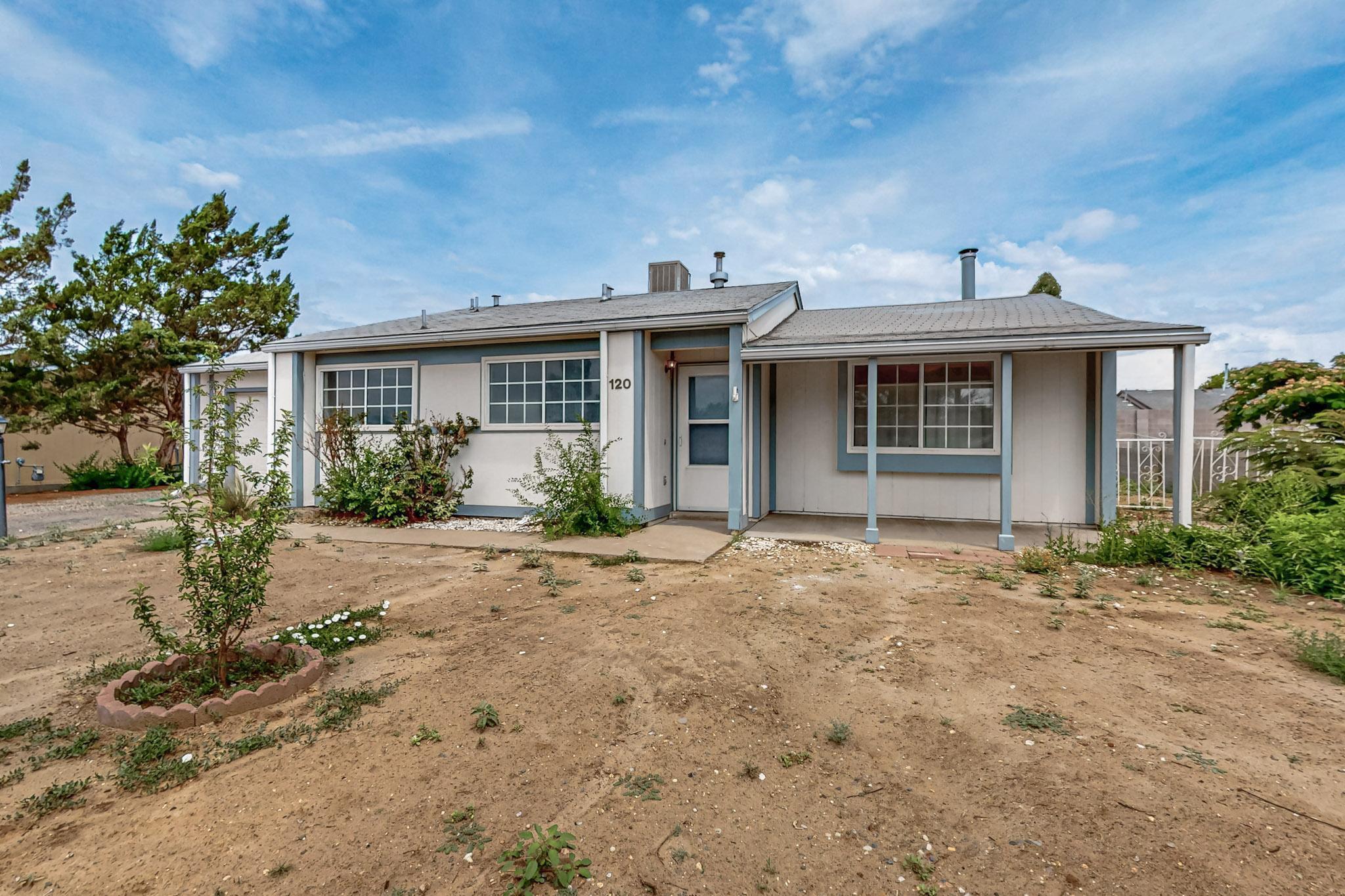 Property Photo:  120 Sommerset Drive SE  NM 87124 