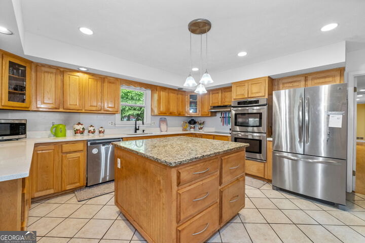 Property Photo:  1690 Cedar Grove Drive  GA 30066 
