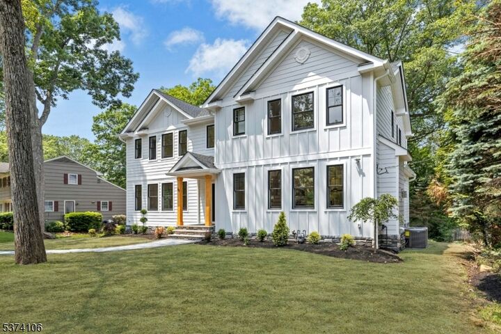 48 Hunterdon Blvd  Berkeley Heights Twp. NJ 07974 photo