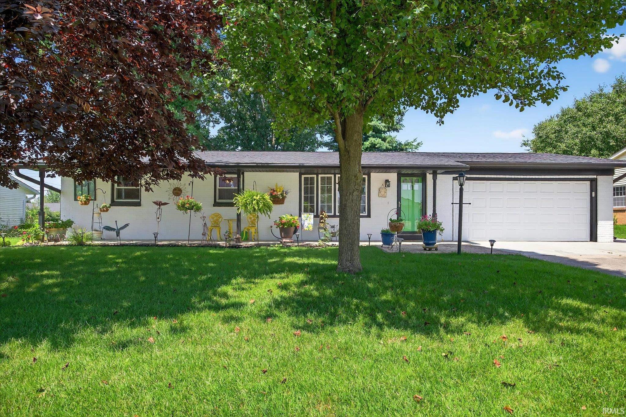 Property Photo:  416 S Hickory Drive  IN 47403 