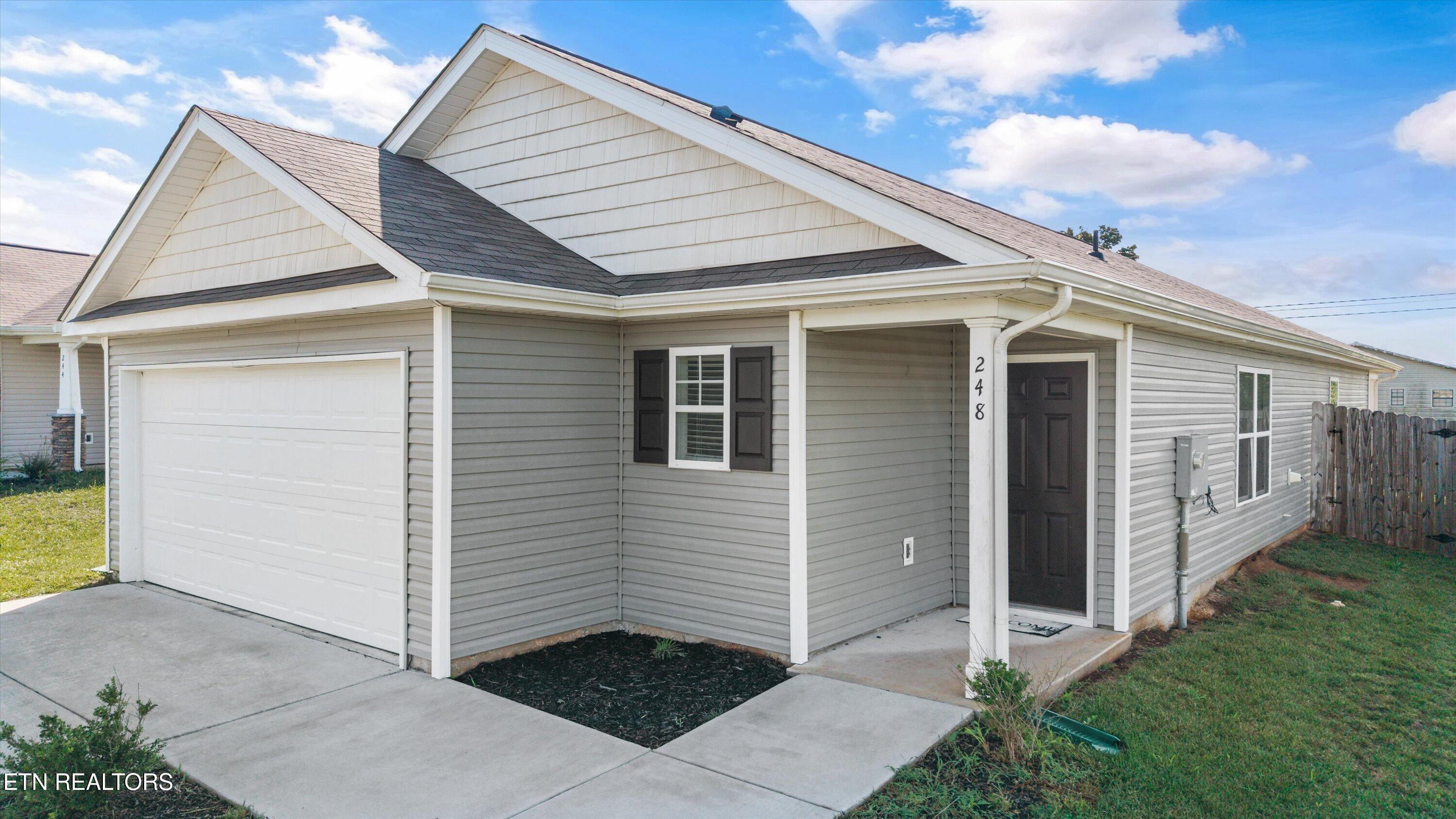 Property Photo: 248 Belle Court TN 37877
