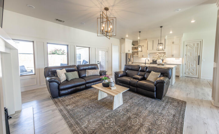 Property Photo:  1127 16th Street  TX 79363