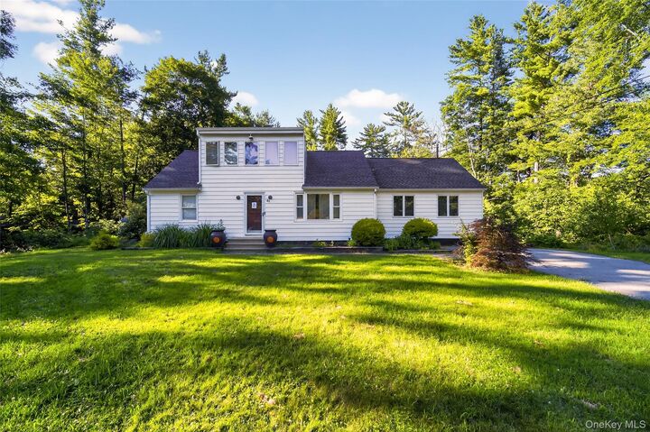 Property Photo: 41 White Oaks Road NY 12538