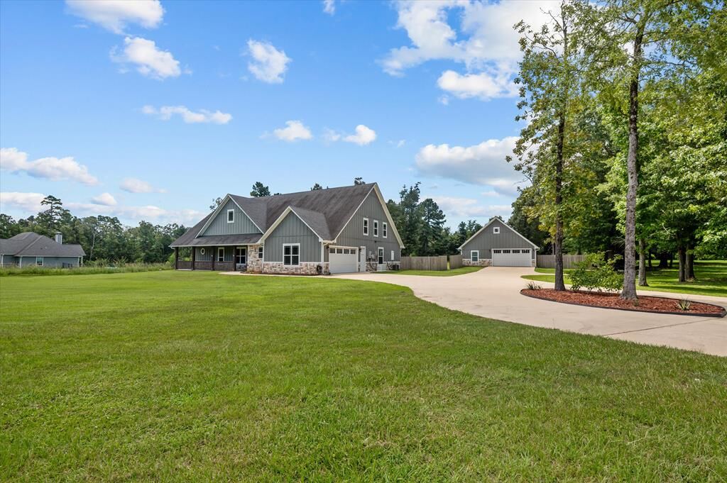 Property Photo:  115 Dogwood Circle  TX 74904 