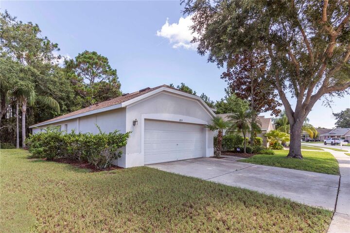 Property Photo: 13319 Old Florida Circle FL 34669