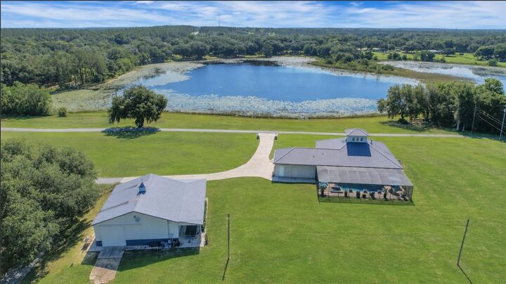Property Photo:  16982 SE Highway 42  FL 32195 