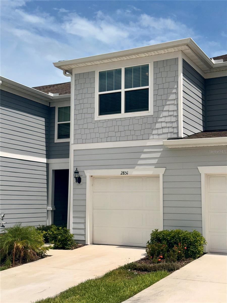 Property Photo:  2851 Stunning Avenue  FL 33896 