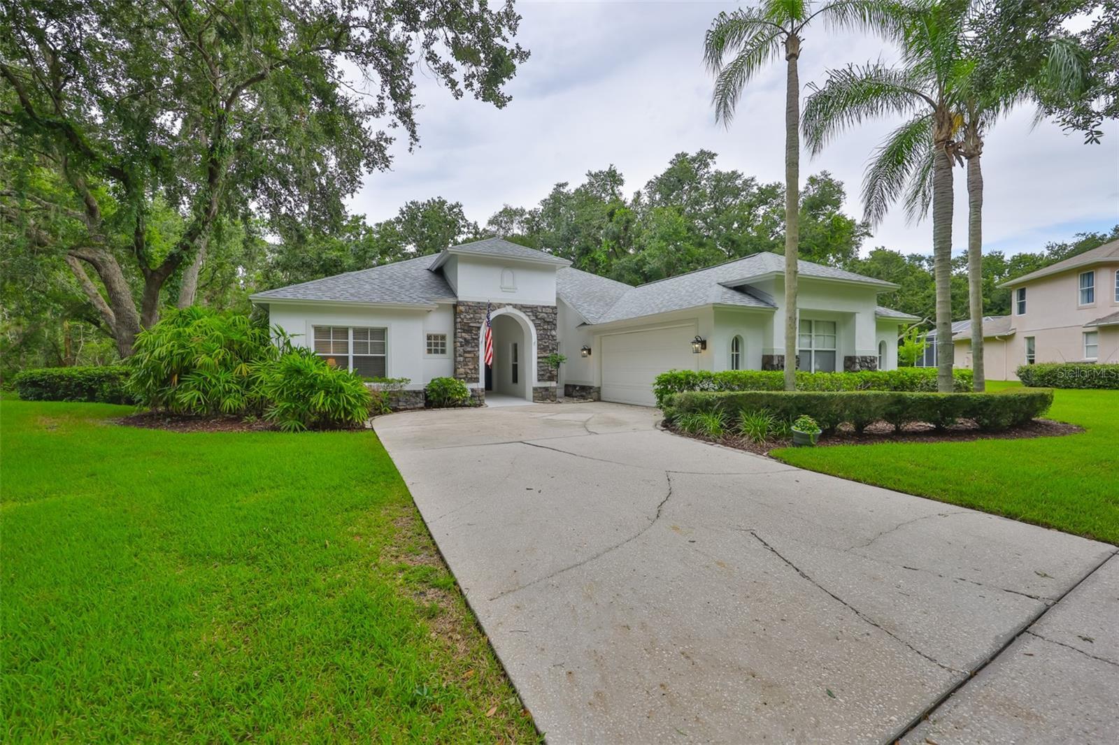 Property Photo: 5819 Bent Grass Drive FL 33596