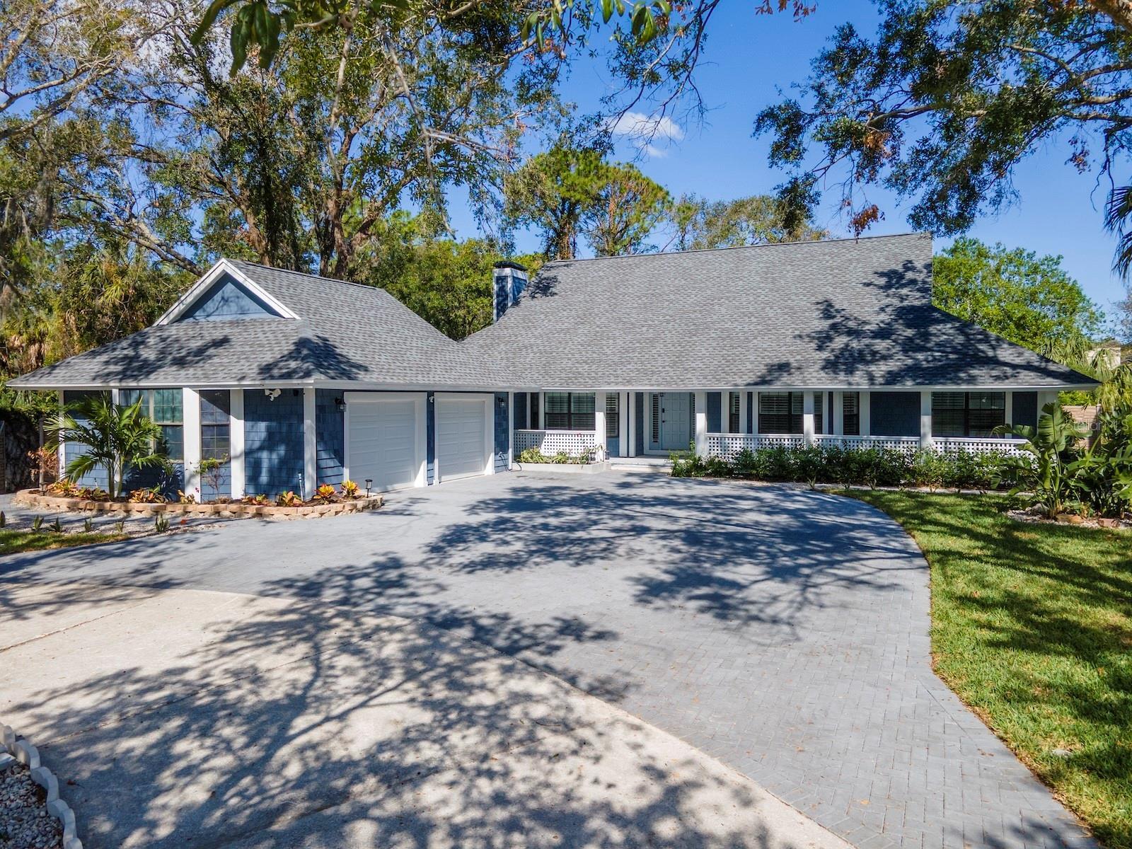 Property Photo: 4202 Deepwater Lane FL 33615