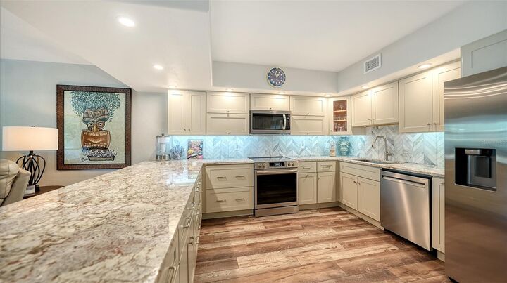 Property Photo: 199 Whispering Sands Drive 105 FL 34242