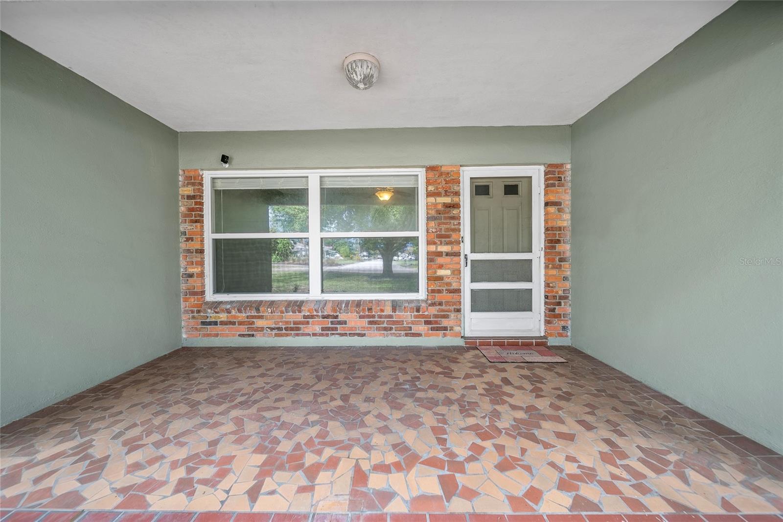Property Photo: 806 S Hercules Avenue FL 33764