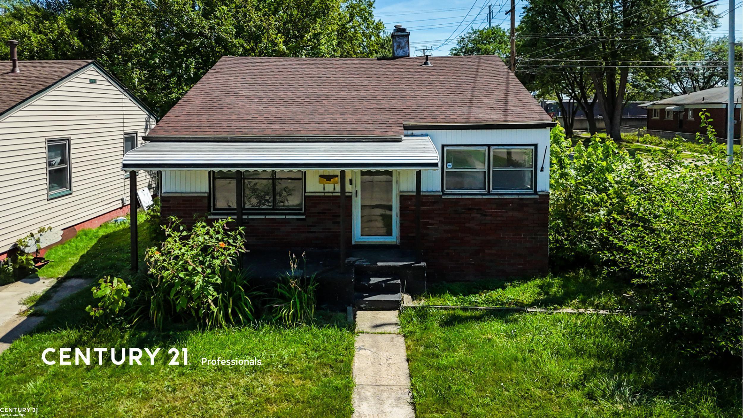 Property Photo: 11304 Jackson Avenue MI 48089