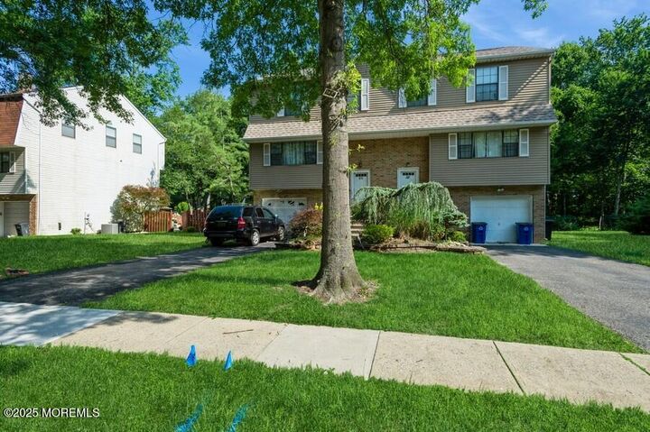 56 Dortmunder Drive  Manalapan NJ 07726 photo