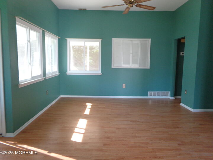 Property Photo: 214 Mohican Lane NJ 08087