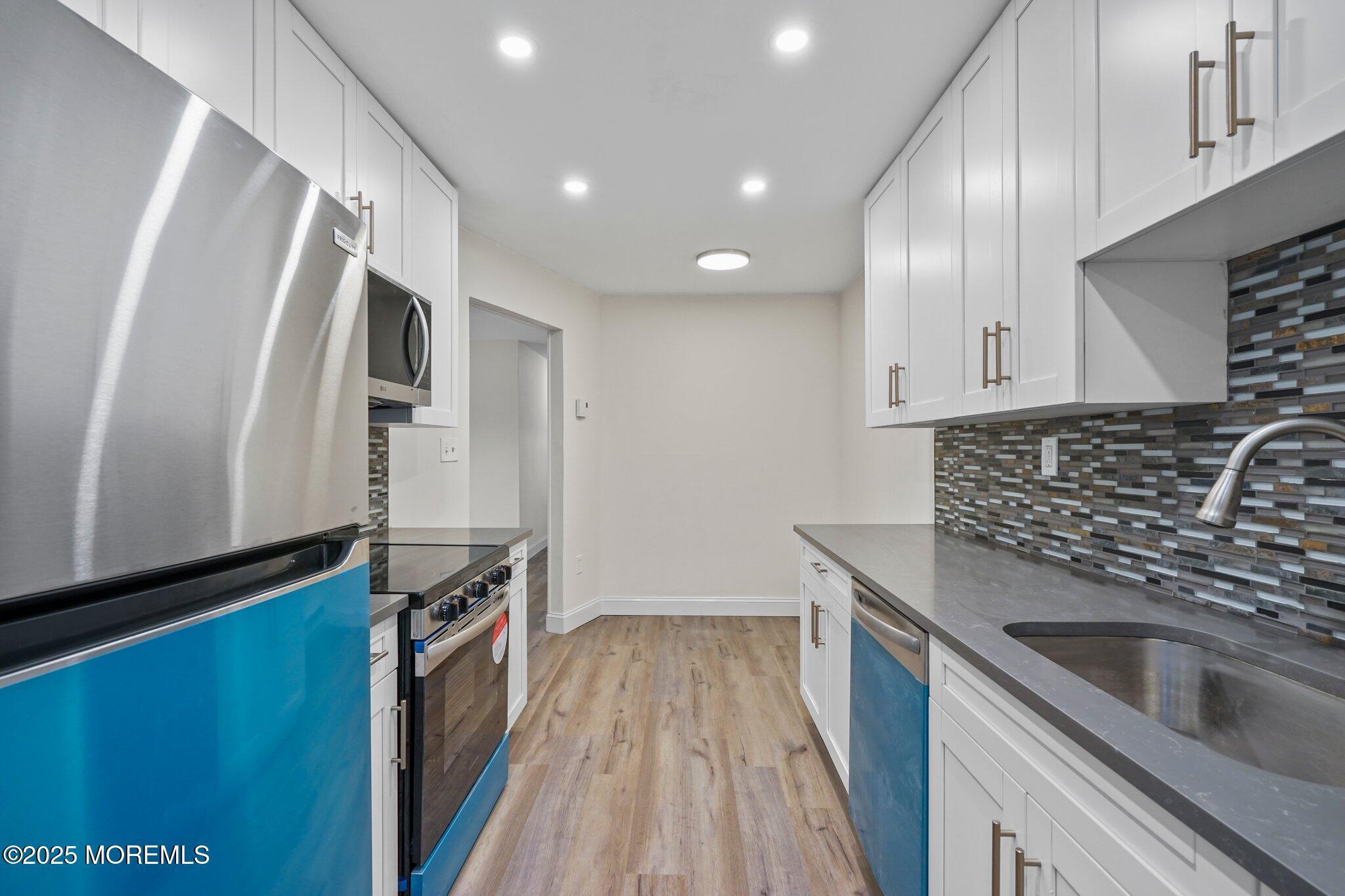 Property Photo:  60 Amberly Drive D  NJ 07726 