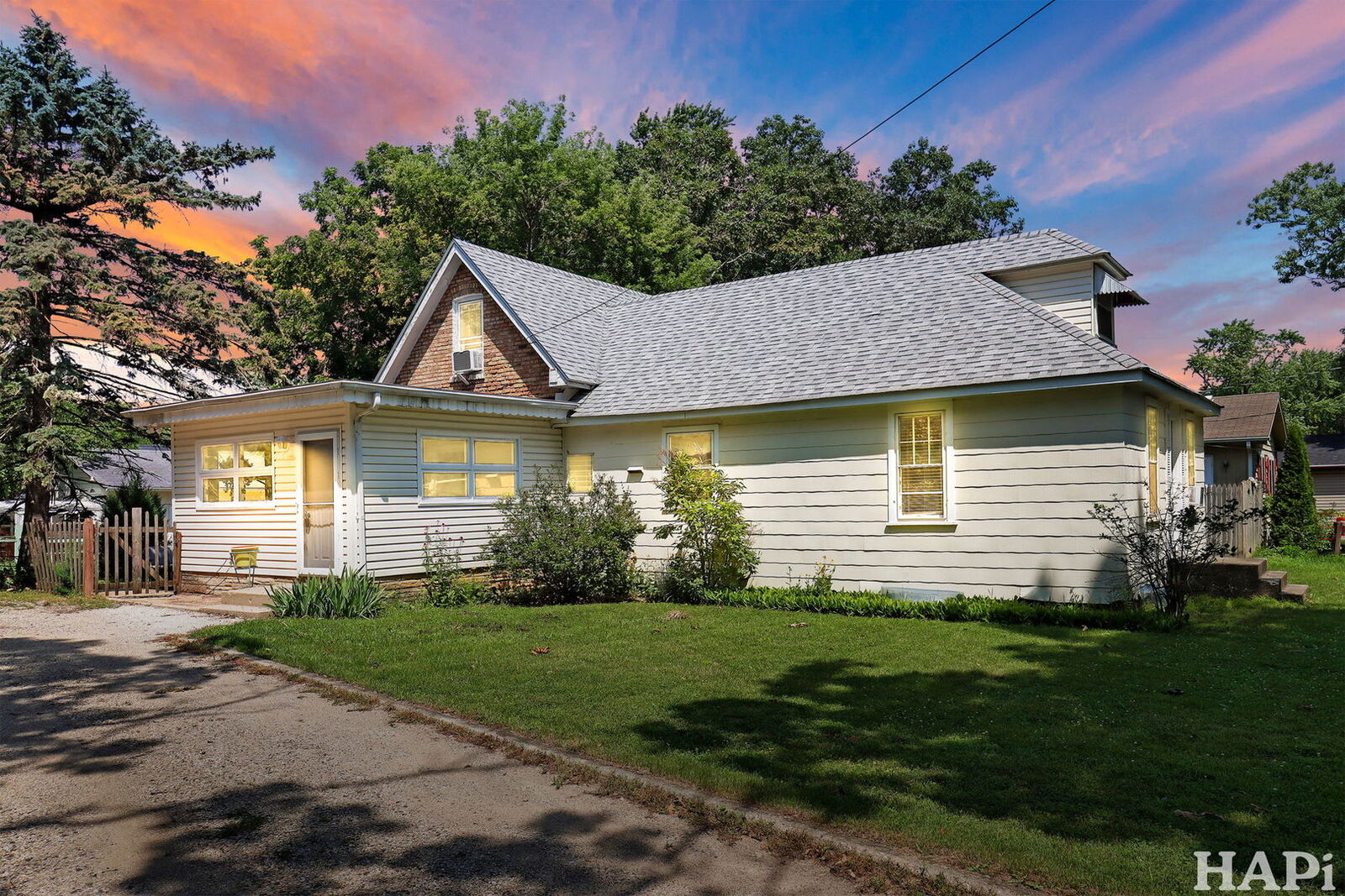 Property Photo: