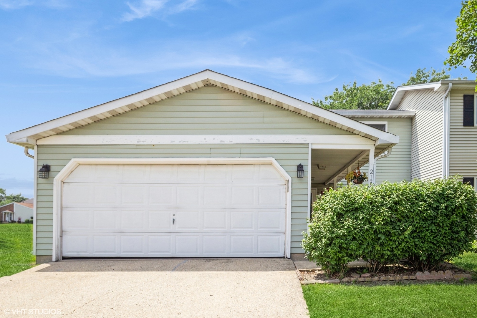 2176 Wyatt Lane  Glendale Heights IL 60139 photo