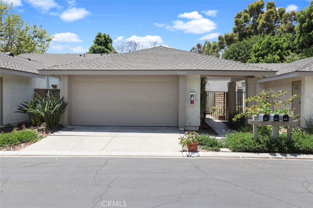 Property Photo:  32011 Via Tonada 9  CA 92675 