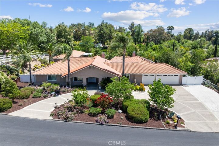40340 Calle Torcida  Temecula CA 92591 photo