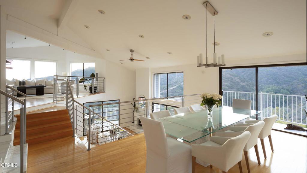 Property Photo:  363 Patrician Way  CA 91105 