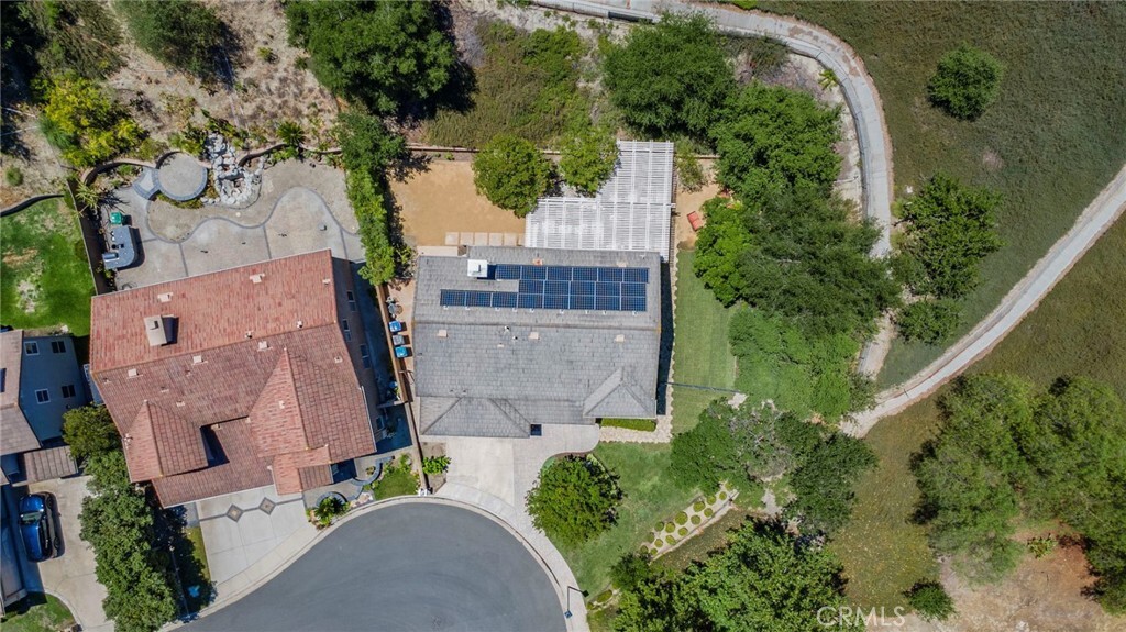 Property Photo:  2 Swallows Lane  CA 92679 