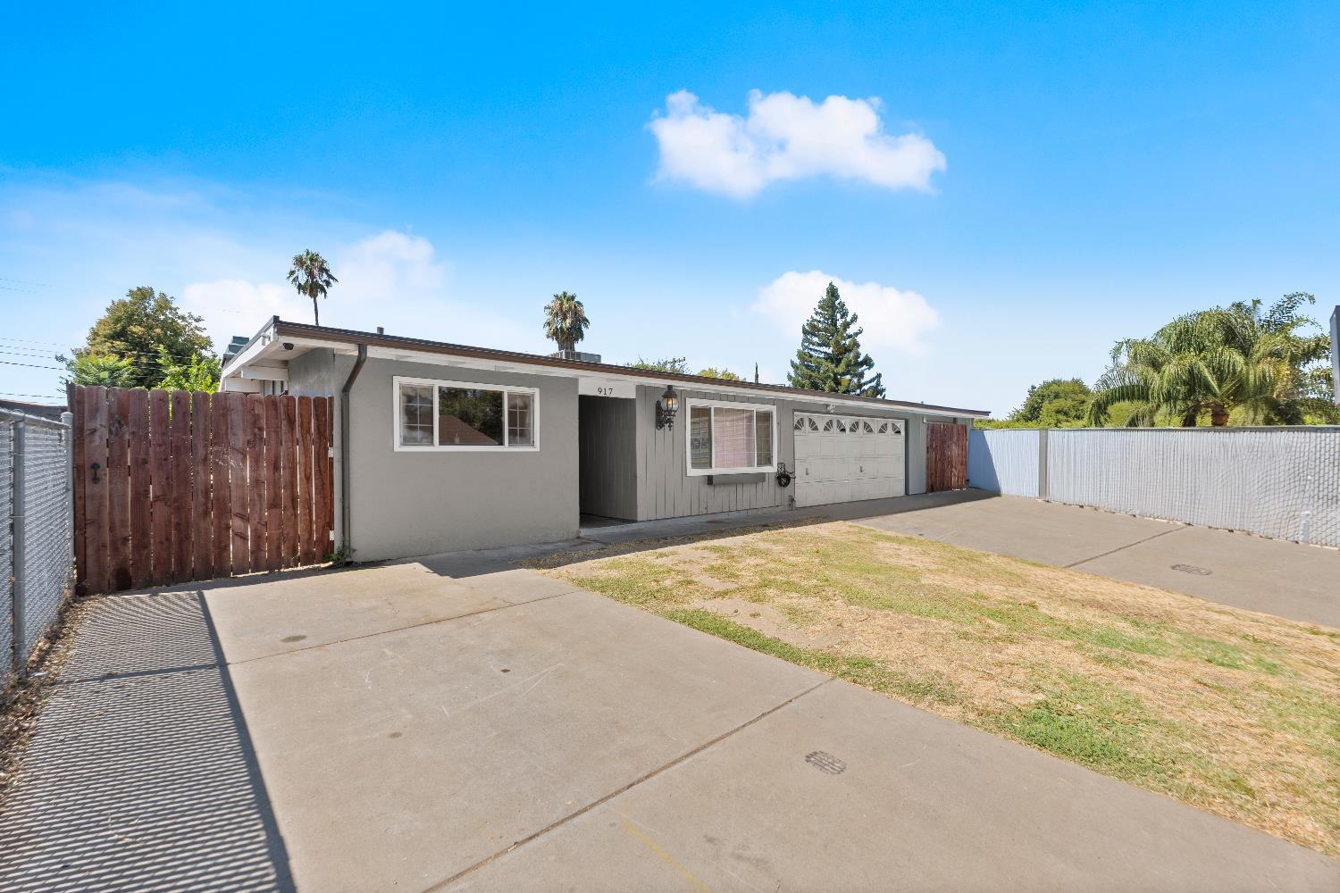 917 Sharian Street  West Sacramento CA 95605 photo