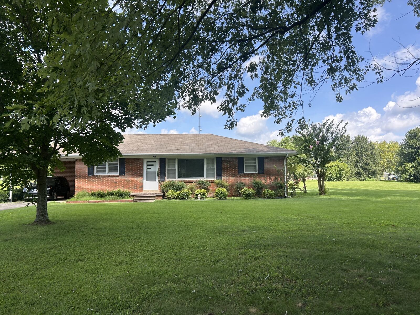 Property Photo:  2629 Highway 43 S  TN 38468 