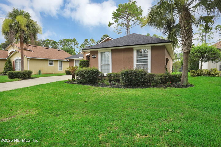 Property Photo:  4541 Comanche Trail Boulevard  FL 32259 