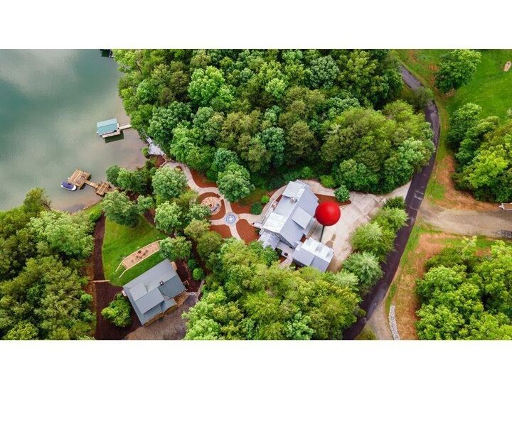 Property Photo: 236 S Watts Place GA 30512