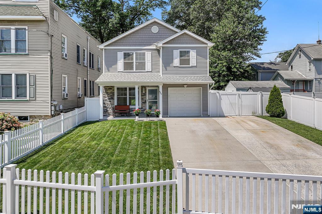902 Spruce Street  Roselle NJ 07203 photo