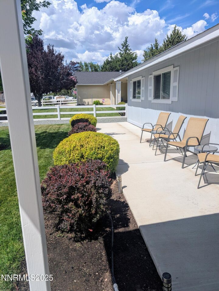 Property Photo: 707 Addler Road NV 89460