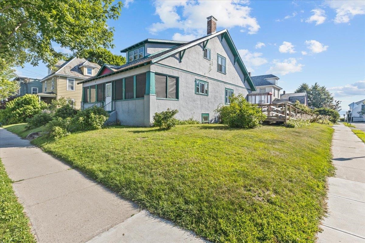 Property Photo:  227 North Avenue  VT 05401 