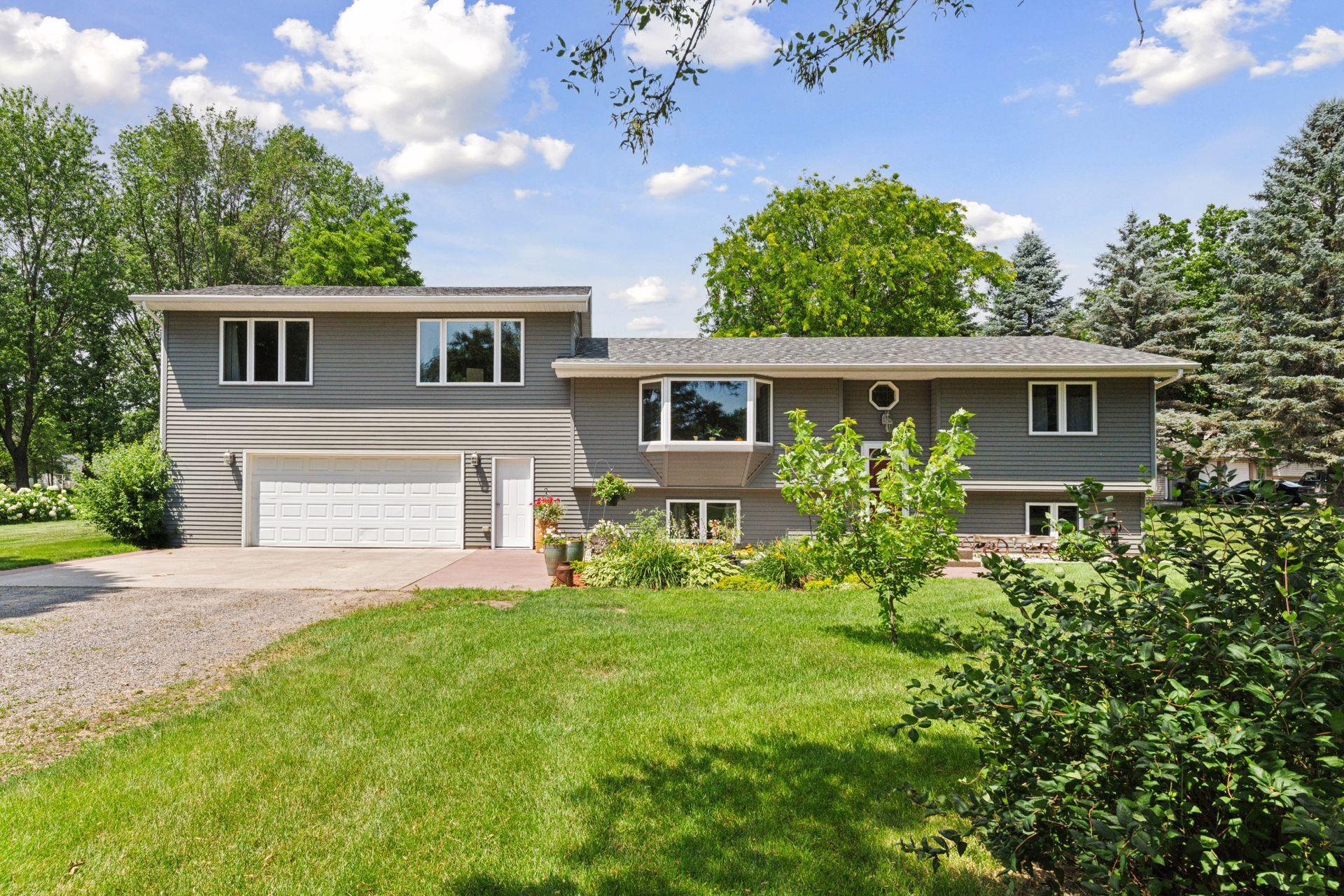 Property Photo:  3750 35th Street SE  MN 55328 
