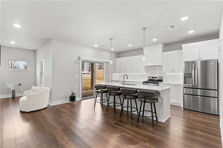 Property Photo: 2208 Riggins Avenue AR 72751