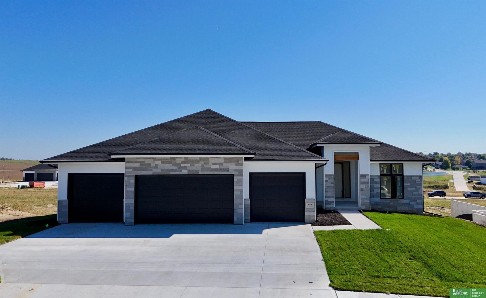 Property Photo:  10801 S 220th Street  NE 68028 