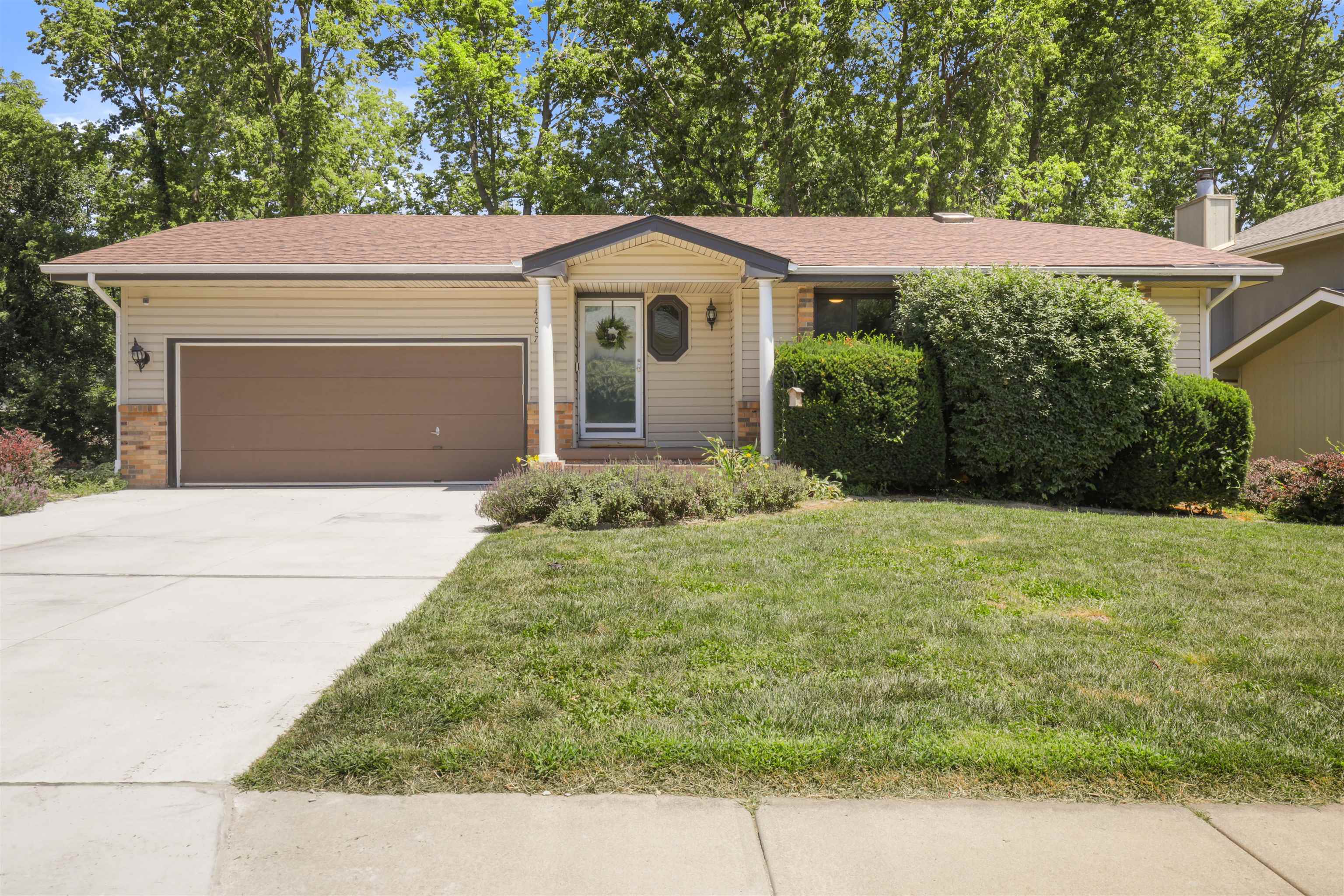 14007 S 34th Street  Bellevue NE 68123 photo