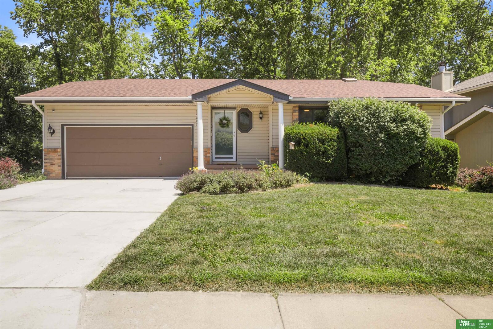 Property Photo:  14007 S 34th Street  NE 68123 
