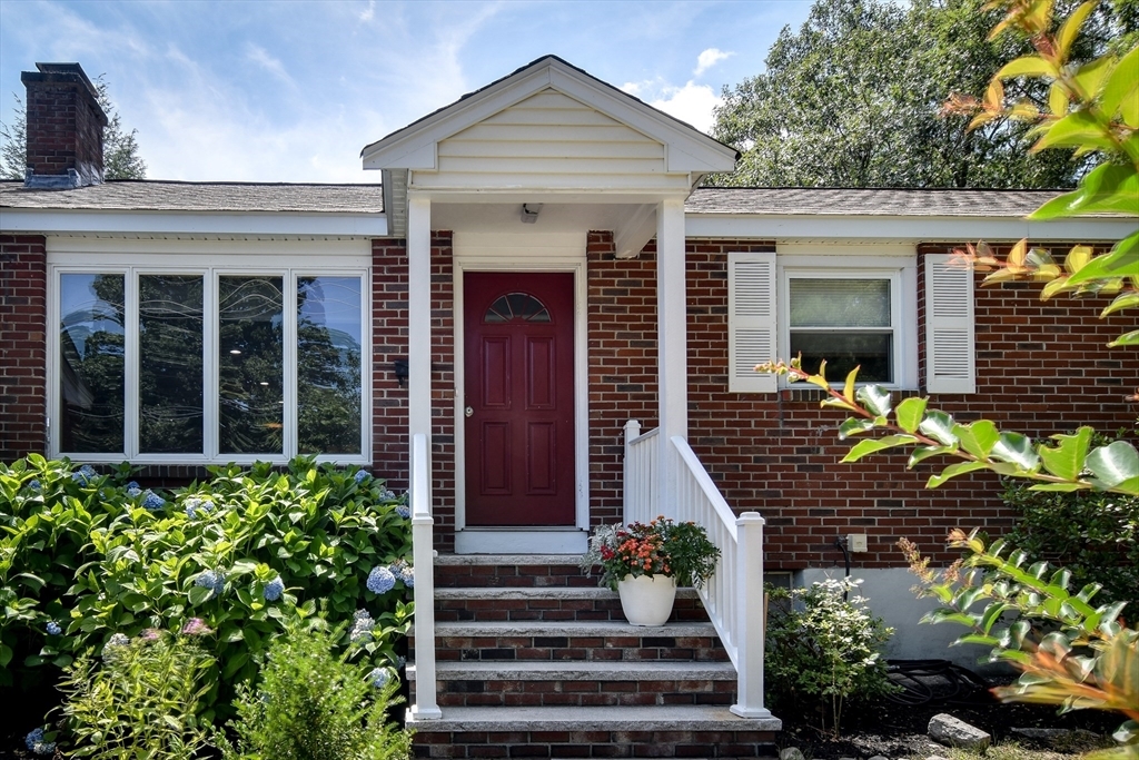 Property Photo: 15 Clearview Drive MA 01701