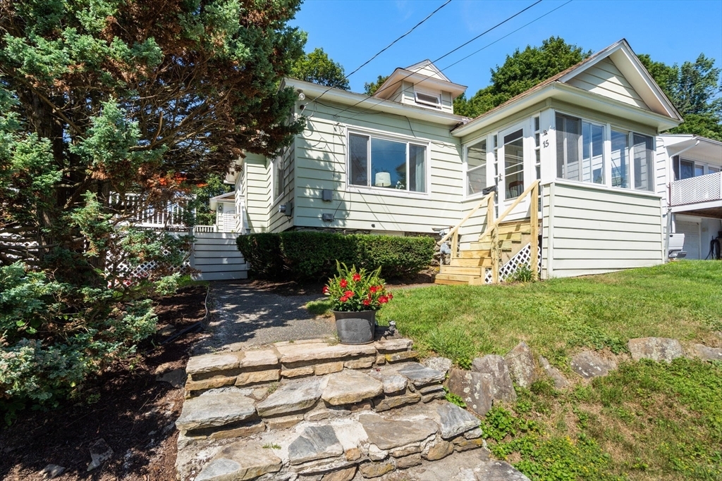 Property Photo:  15 Chatanika Ave  MA 01602 